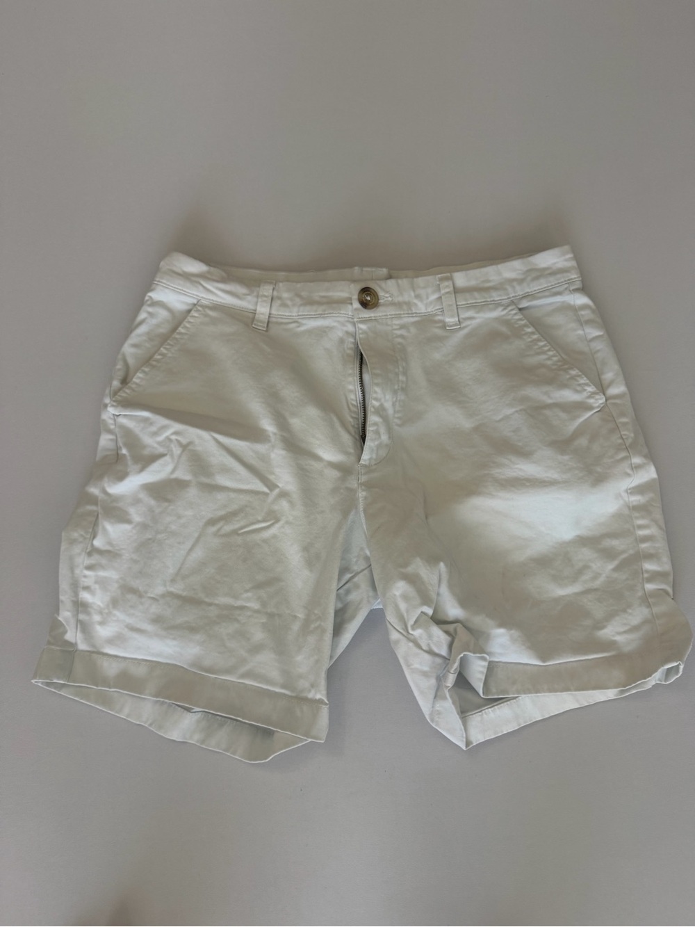 Chubbies Men’s White Chino Shorts Size 32